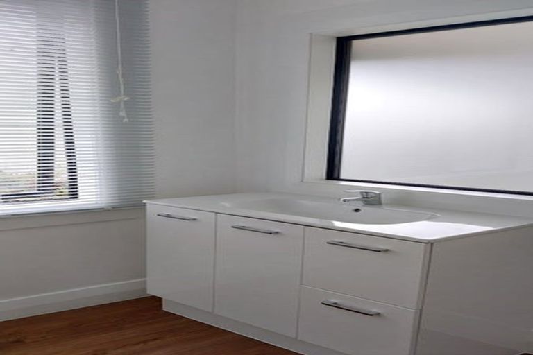 Photo of property in 19 Farley Street, Kaikorai, Dunedin, 9010