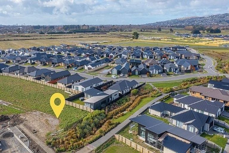 Photo of property in 30 Kearns Drive, Halswell, Christchurch, 8025