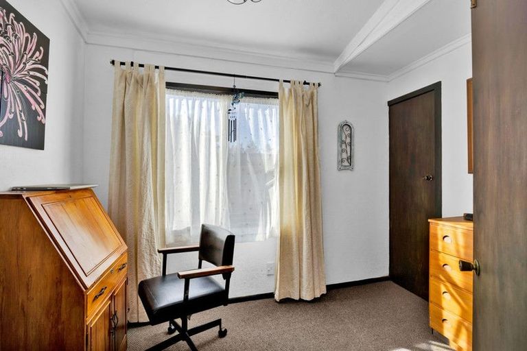 Photo of property in 15 Kowhai Street, Hawera, 4610