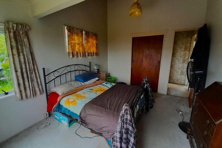 Photo of property in 31 Powells Road, Cable Bay, 0420