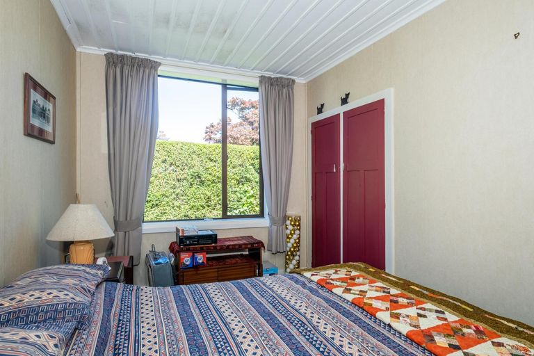 Photo of property in 39 Rhodes Street, Waimate, 7924