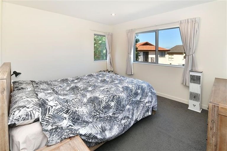 Photo of property in 43 Nautilus Drive, Gulf Harbour, Whangaparaoa, 0930
