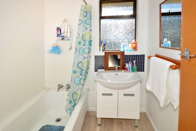 Photo of property in 14 Larnach Road, Waverley, Dunedin, 9013