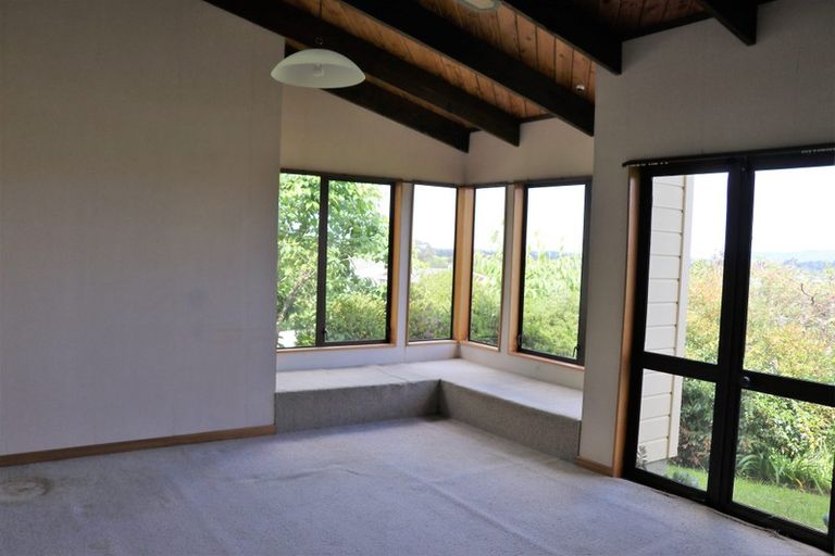 Photo of property in 127 Winara Avenue, Waikanae, 5036