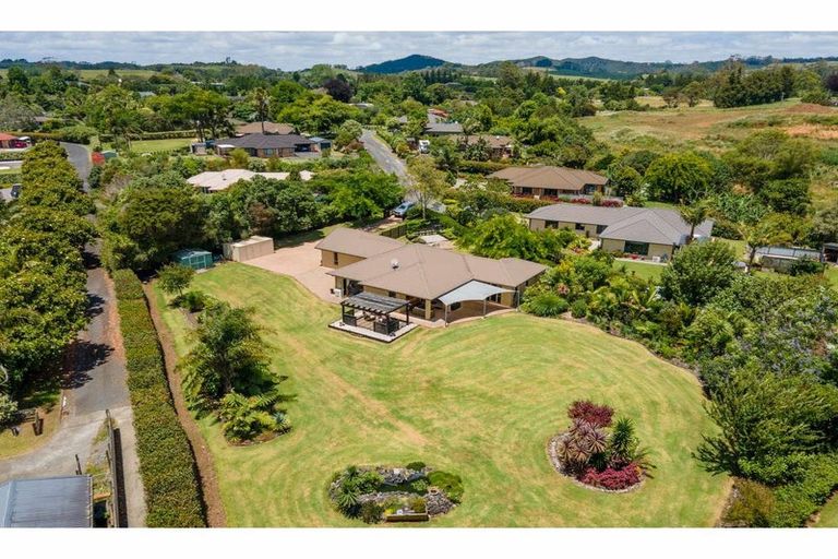 Photo of property in 14 Campbell Lane, Kerikeri, 0230