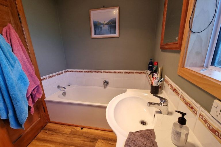 Photo of property in 8 Bridge Street, Greymouth, 7805