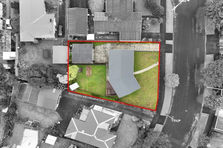 Photo of property in 18 Macmurdo Avenue, Glenview, Hamilton, 3206