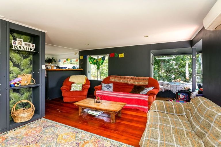 Photo of property in 32 Lawry Street, Blagdon, New Plymouth, 4310
