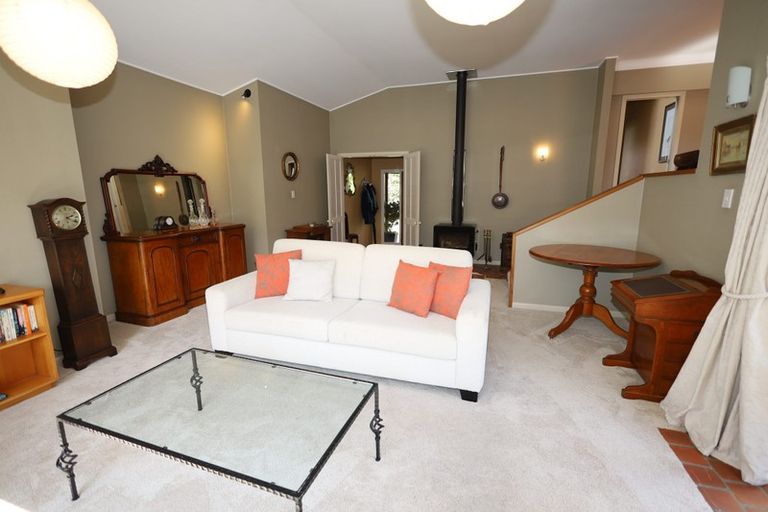 Photo of property in 30 Karaka Road, Otumoetai, Tauranga, 3110