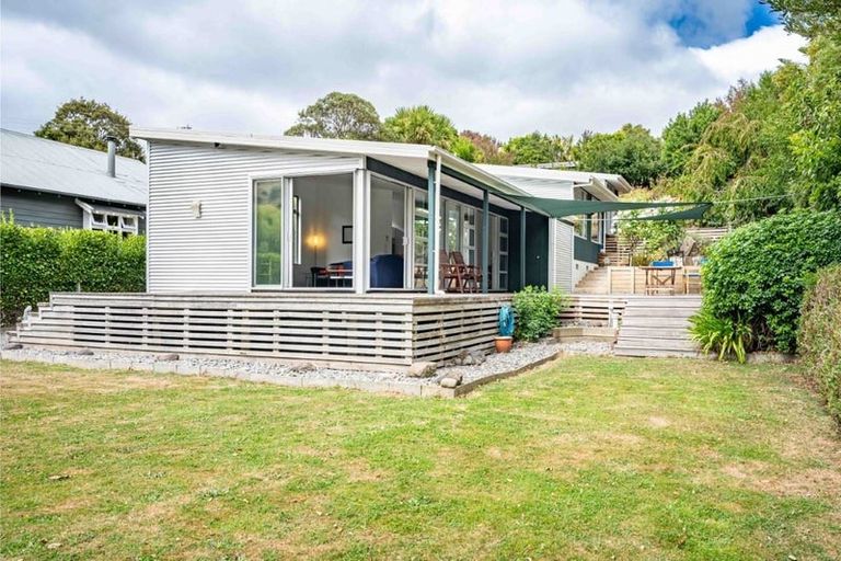 Photo of property in 52 Takamatua Valley Road, Takamatua, Akaroa, 7581