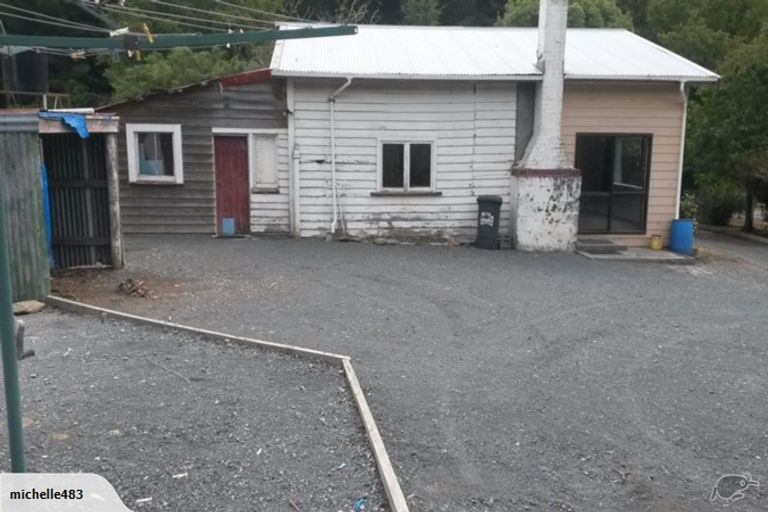 Photo of property in 215 Stock Road, Golden Downs, Wakefield, 7095