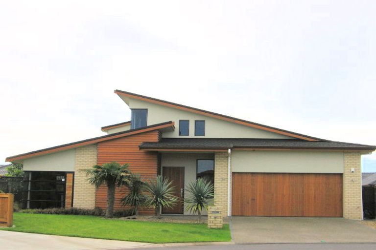 Photo of property in 7 Camith Close, Flat Bush, Auckland, 2016