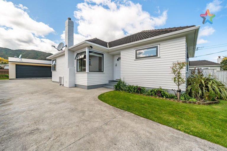 Photo of property in 4 Roberts Street, Wainuiomata, Lower Hutt, 5014
