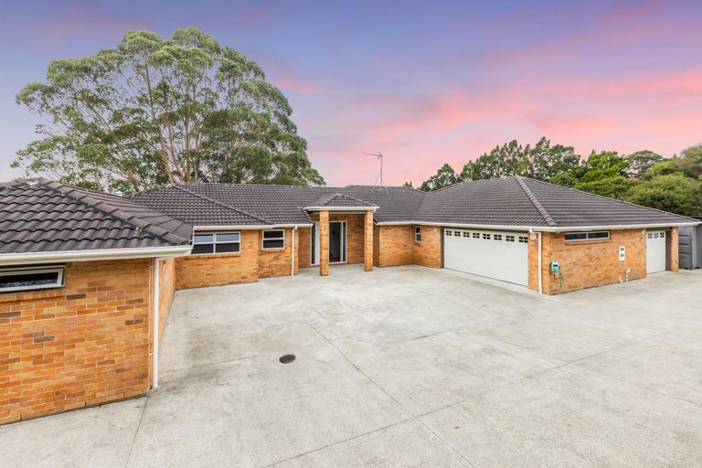 Photo of property in 158 Judge Richardson Drive, Opaheke, Papakura, 2584