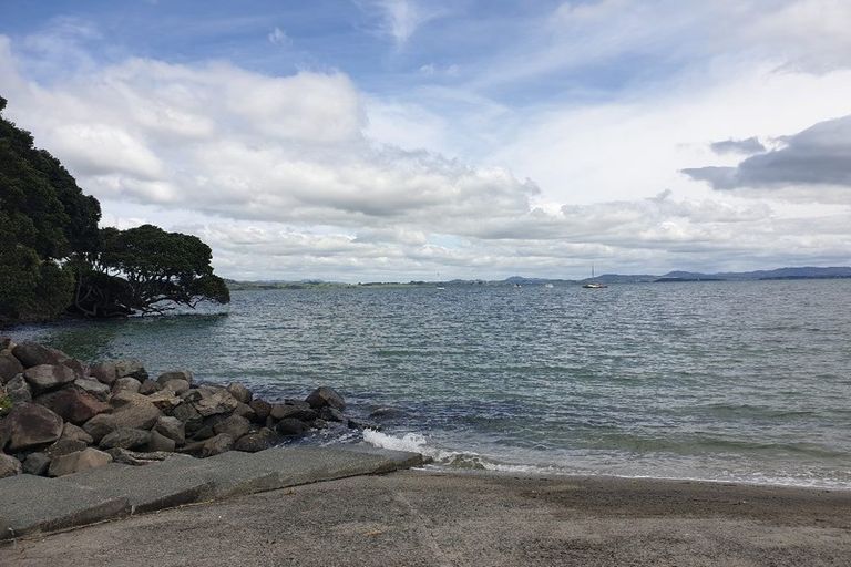 Photo of property in 9 Sando Way, One Tree Point, 0118