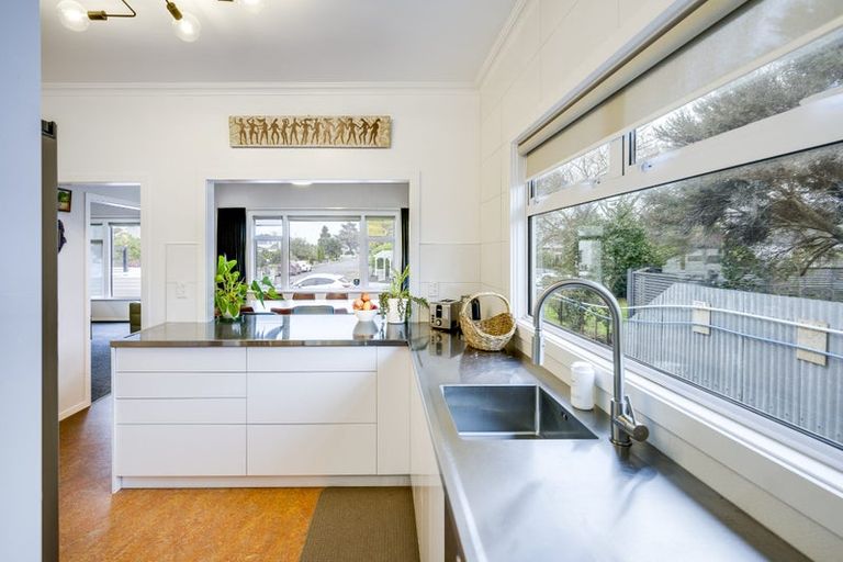 Photo of property in 58 Menin Road, Onekawa, Napier, 4110