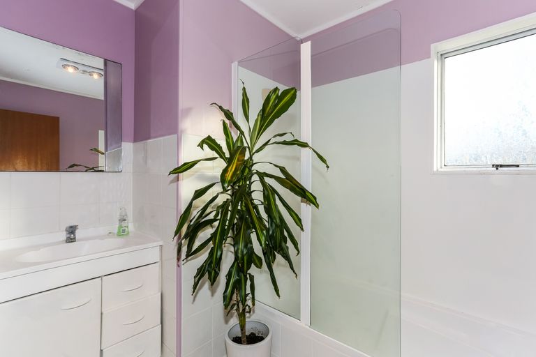 Photo of property in 38a Heathdale Crescent, Papakura, 2110