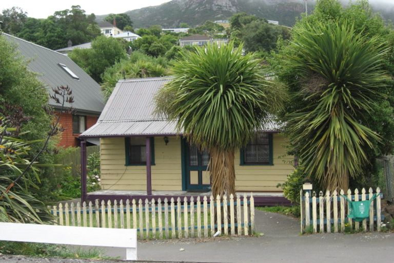 Photo of property in 14 Exeter Street, Lyttelton, 8082