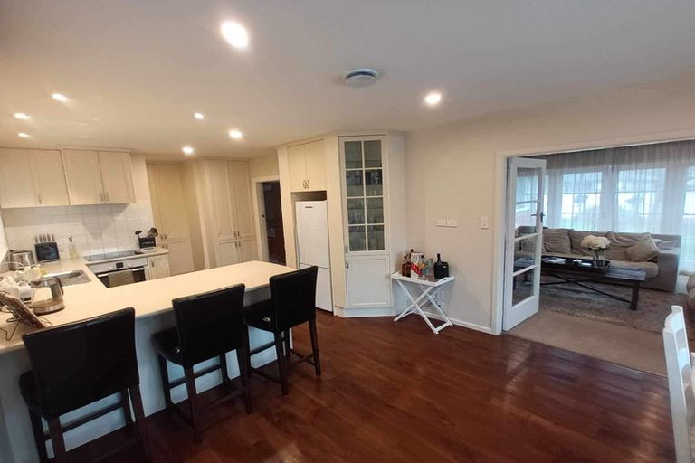 Photo of property in 8 Ambleside Drive, Burnside, Christchurch, 8053