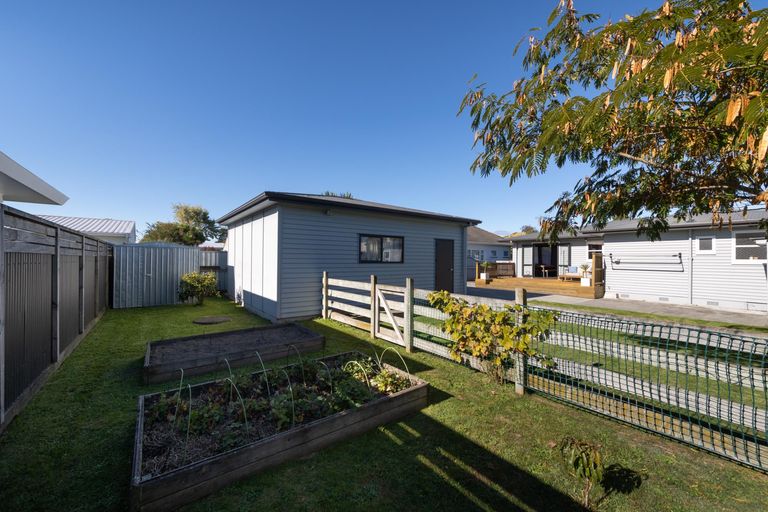 Photo of property in 7 Liverpool Street, Takaro, Palmerston North, 4412