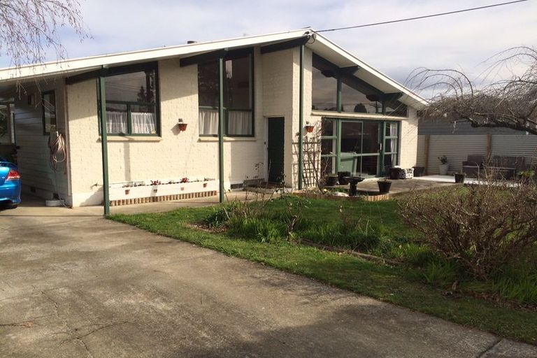 Photo of property in 33 Brooklyn Road, Carterton, 5713