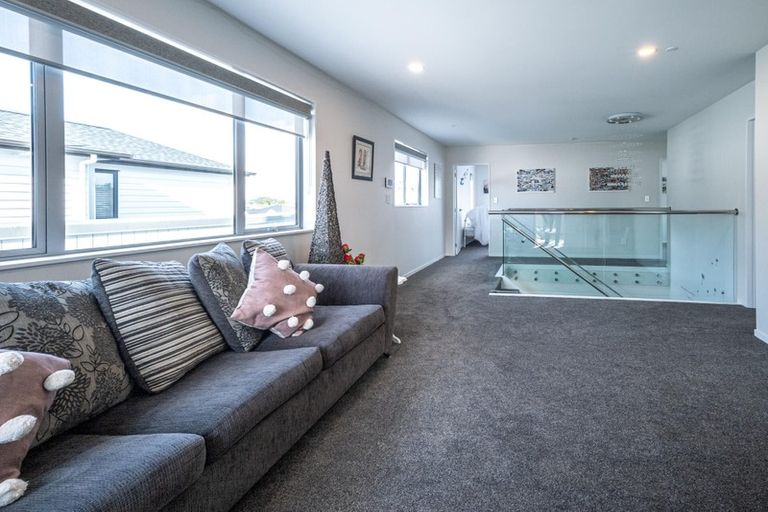Photo of property in 38 Huarahi Pai Road, Huapai, Kumeu, 0810