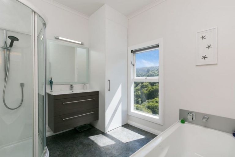 Photo of property in 61 Old Porirua Road, Ngaio, Wellington, 6035