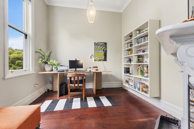 Photo of property in 91 Brougham Street, Mount Victoria, Wellington, 6011