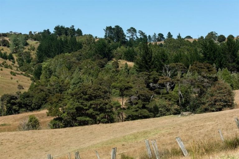 Photo of property in 1245 Kaipara Coast Highway, Kaukapakapa, Warkworth, 0984