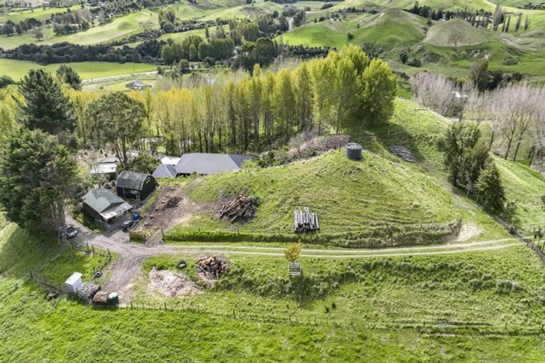 Photo of property in 608 Apley Road, Puketapu, Napier, 4184