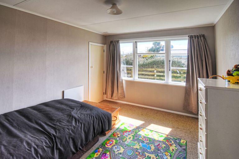 Photo of property in 21 South Belt, Solway, Masterton, 5810