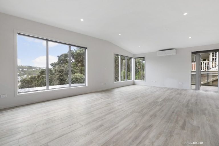 Photo of property in 83a Nevay Road, Miramar, Wellington, 6022