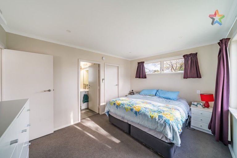 Photo of property in 2 Strand Crescent, Naenae, Lower Hutt, 5011