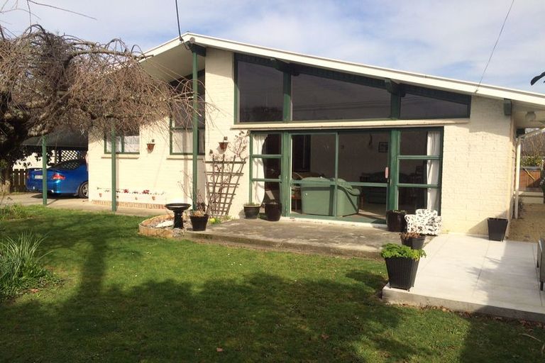 Photo of property in 33 Brooklyn Road, Carterton, 5713