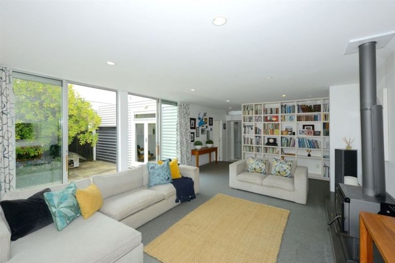 Photo of property in 11 Stenness Avenue, Somerfield, Christchurch, 8024