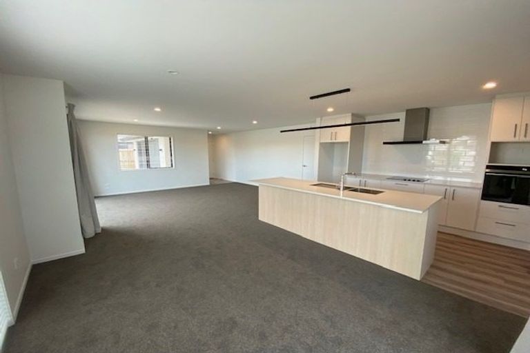 Photo of property in 5 Cabbage Close, Halswell, Christchurch, 8025