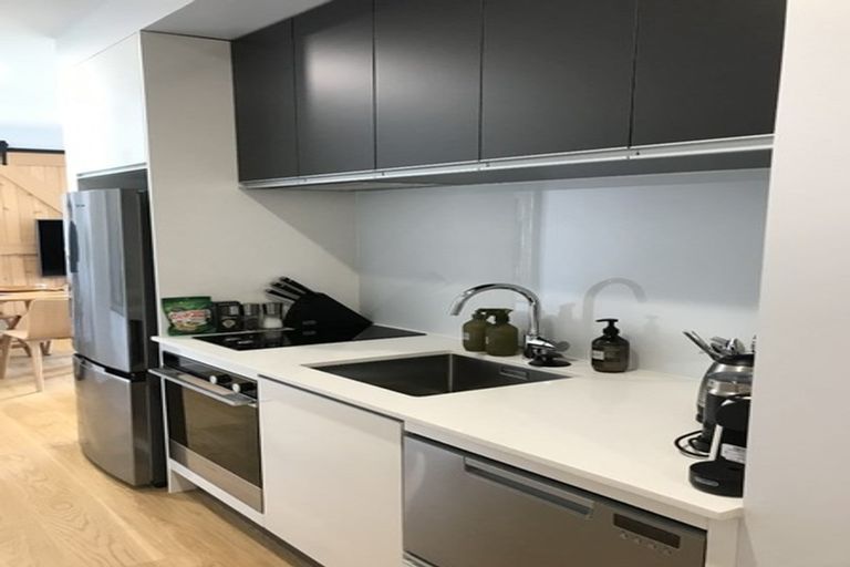 Photo of property in Frank Sargeson Apts, 307/80 Anzac Street, Takapuna, Auckland, 0622