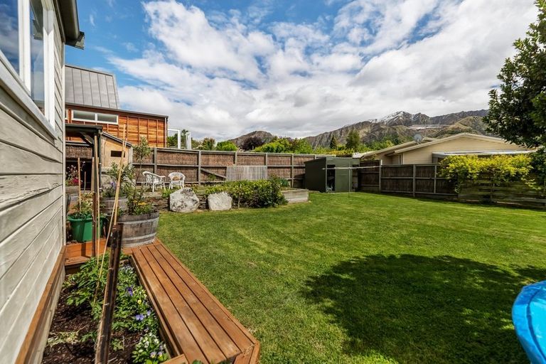 Photo of property in 69 Adamson Drive, Arrowtown, 9302