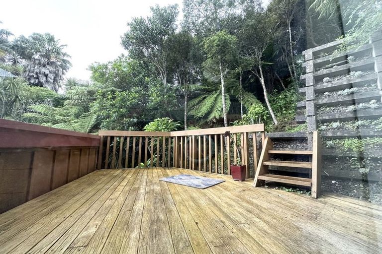 Photo of property in 98 Hadfield Street, Beach Haven, Auckland, 0626