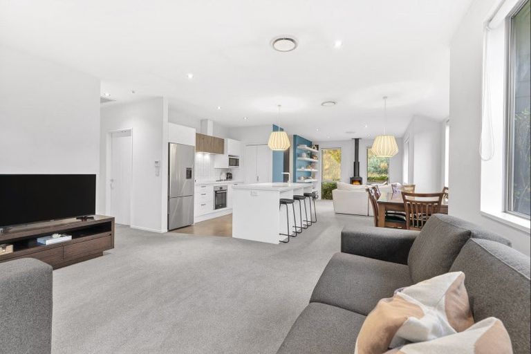 Photo of property in 32 Quinnat Street, Albert Town, Wanaka, 9305