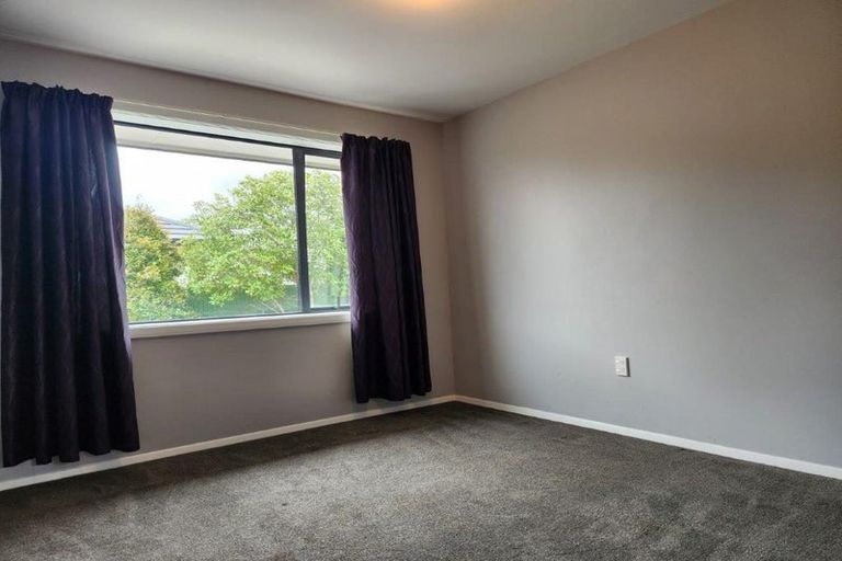 Photo of property in 35 Bickerton Street, Wainoni, Christchurch, 8061