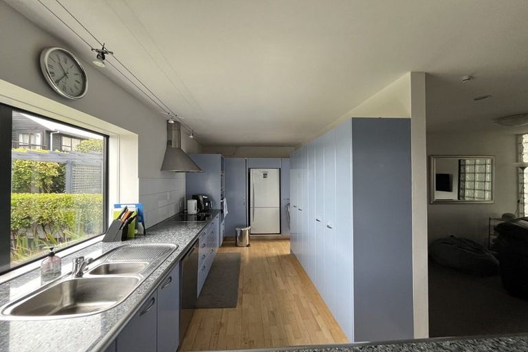 Photo of property in 2/57 Arrowsmith Avenue, Waipahihi, Taupo, 3330