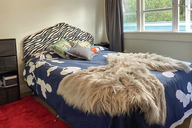 Photo of property in 27 Philip Street, Carterton, 5713