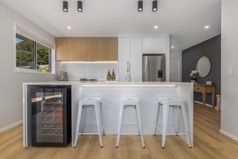 Photo of property in 44 Tradewinds Drive, Whitby, Porirua, 5024