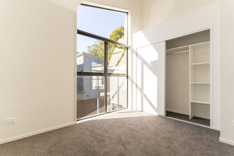 Photo of property in 12 Rangimarie Close, Opaheke, Papakura, 2113