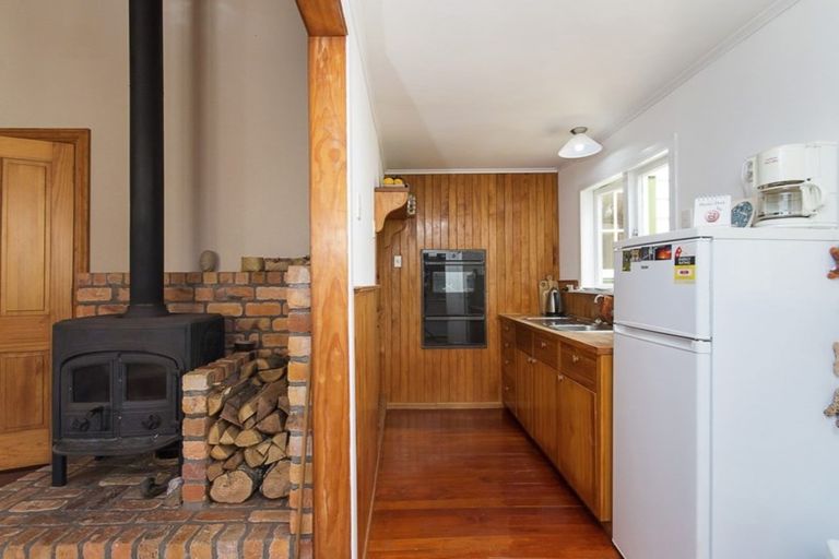 Photo of property in 100 Brewster Road, Pukekawa, Tuakau, 2696