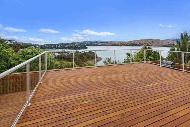 Photo of property in 6 Compass Way, Whitby, Porirua, 5024