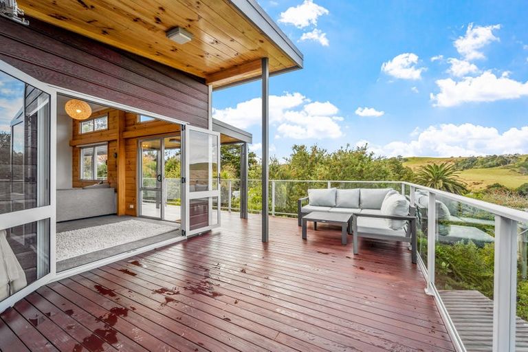 Photo of property in 79 Clinton Road, Tawharanui Peninsula, Warkworth, 0986