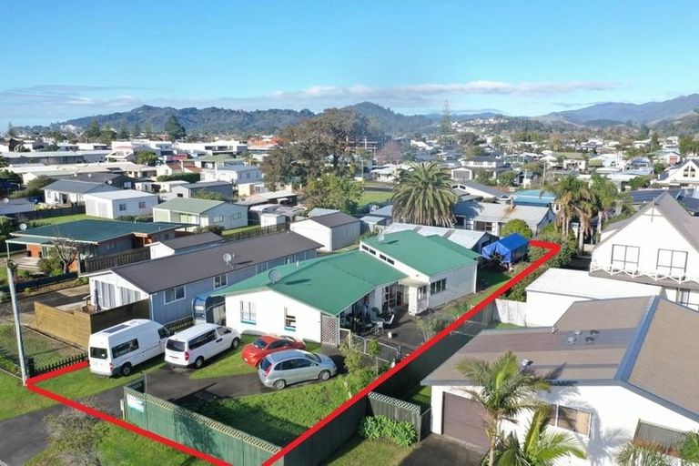 Photo of property in 119 Hetherington Road, Whangamata, 3620