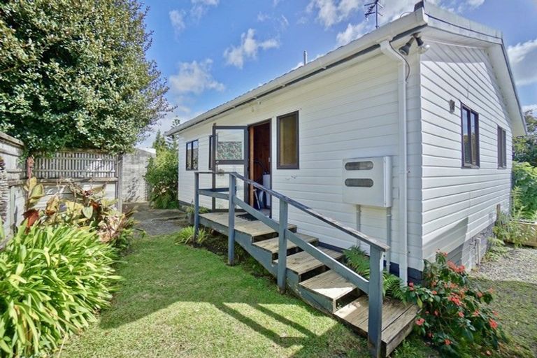 Photo of property in 28 Princess Street, Te Puke, 3119